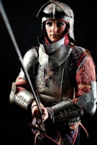 mulheres-no-rpg-armadura-espada